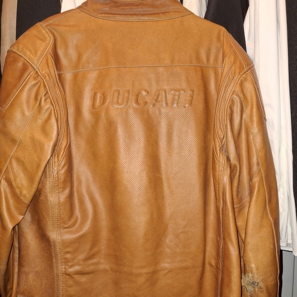 Dainese Ducati Tan Leather Jacket Size 54 - Picture 2 of 9